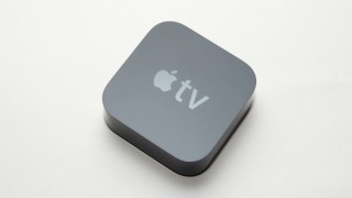 第4世代Apple TVレビュー第１弾！外観とリモコン、Fire TVとの違いをチェック！
