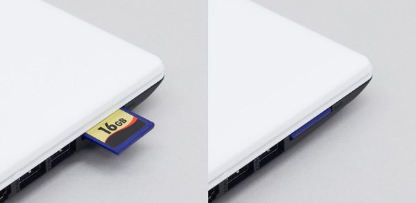 メモリーカードスロットは、SDカードがすっぽりと収まるタイプです