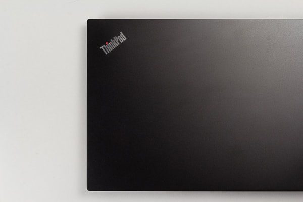 ThinkPad E680のデザイン