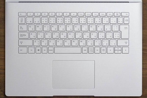 Surface Book 2 15インチモデルのキーボード