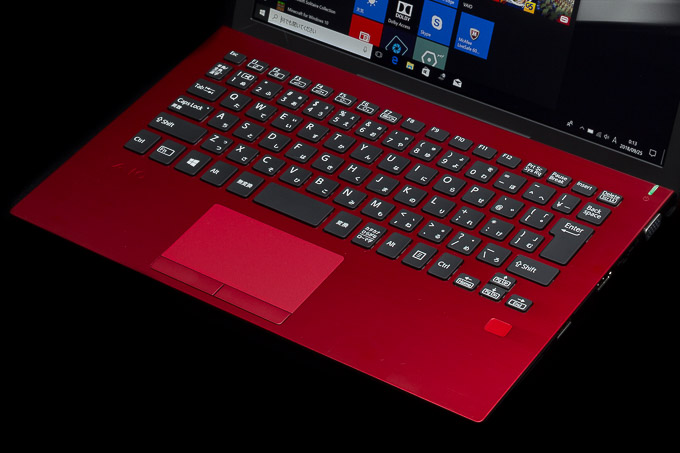 VAIO S11 | RED EDITION　キーストローク