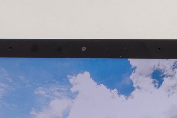 Surface Laptop 2 Webカメラ