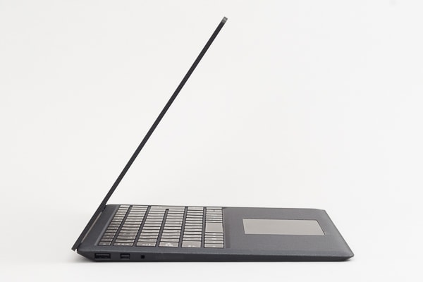 Surface Laptop 2 本体カラー