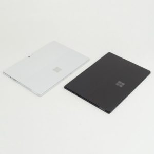 Surface Pro 6 プラチナとブラック
