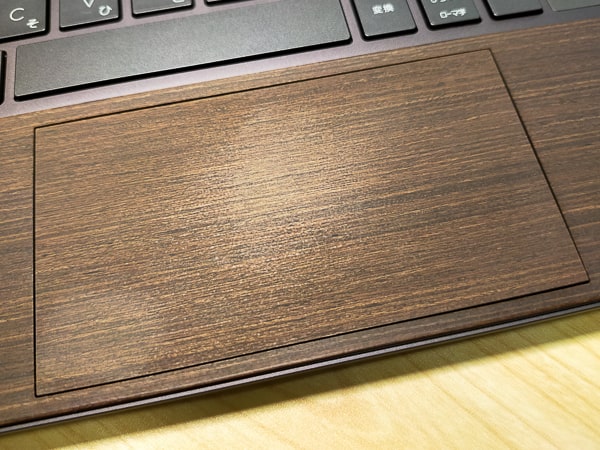 HP ENVY x360 13-ay（AMD）　Wood Edition