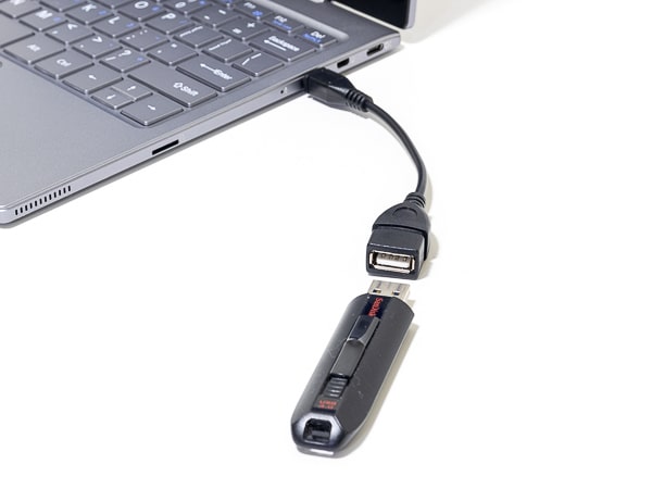 BMAX MaxBook Y11 USB変換アダプター