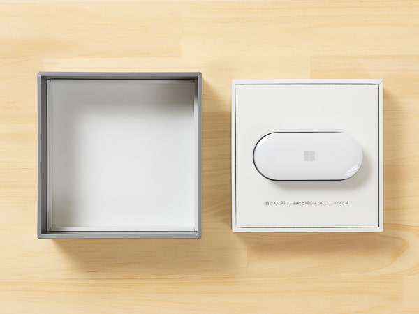 Surface Earbuds 箱