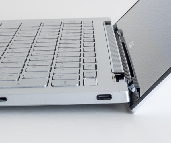 ASUS Chromebook Flip C436FA リフトアップ