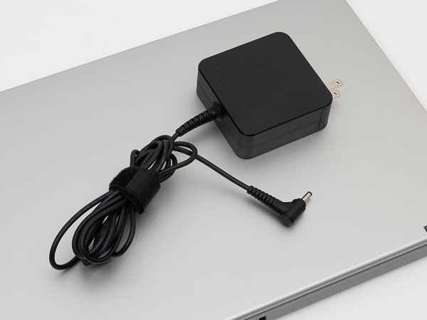 IdeaPad Flex 550i（15）電源アダプター