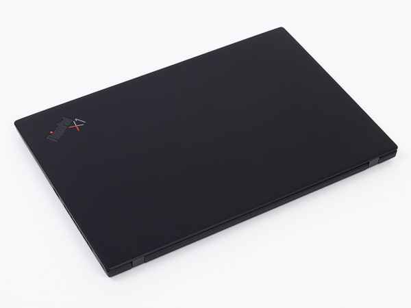 ThinkPad X1 Carbon Gen8　天板