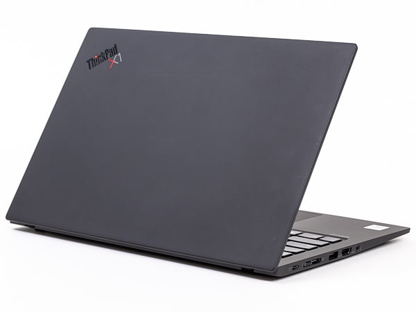 ThinkPad X1 Carbon Gen8　外観