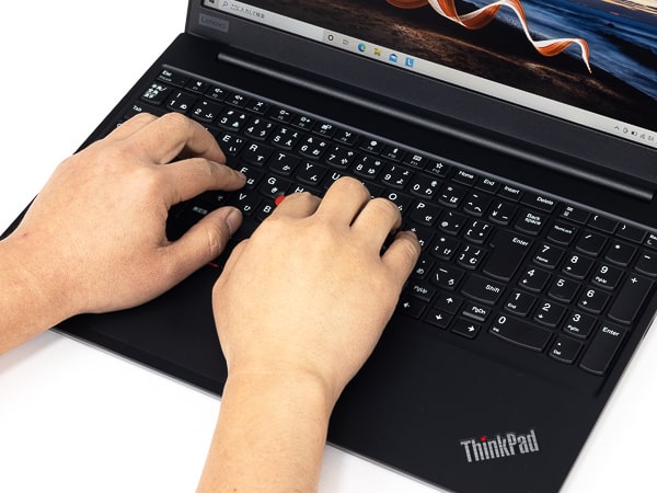 ThinkPad E15　タイプ感