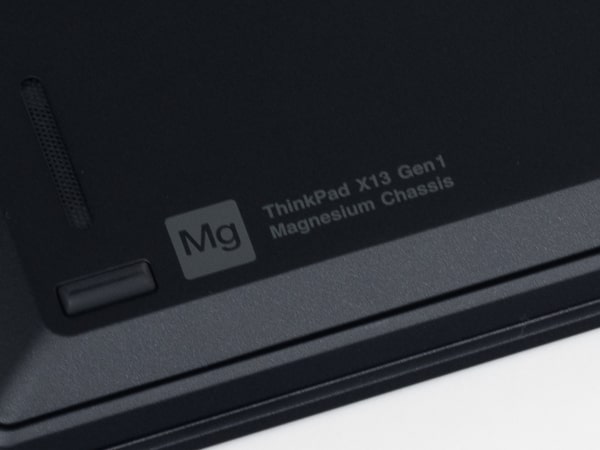 ThinkPad X13 Gen1（AMD）　底面