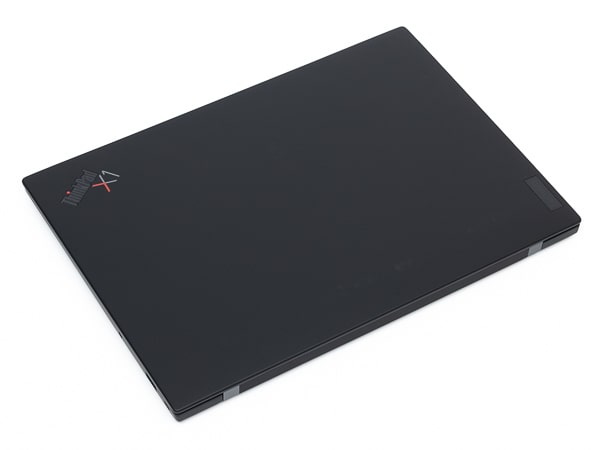 ThinkPad X1 Carbon Gen 9　天板