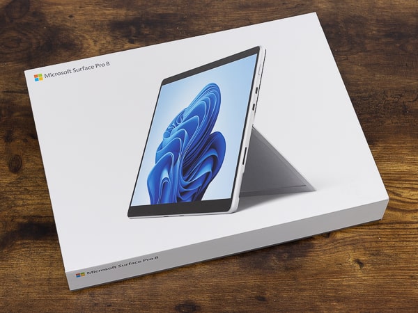 Surface Pro 8　パッケージ