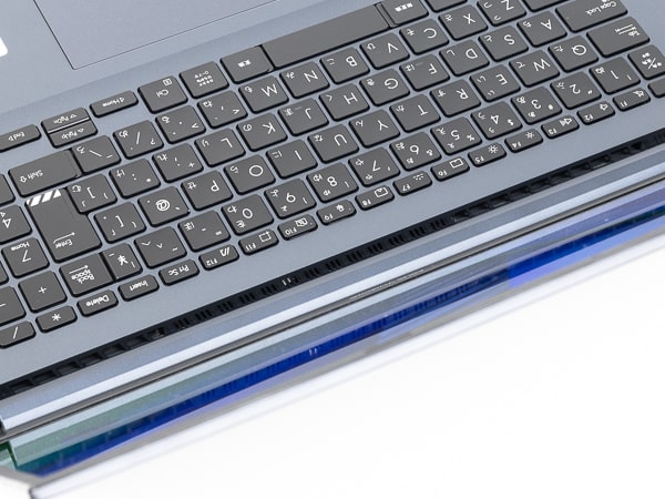 Vivobook Pro 15 OLED M3500QA　排気口