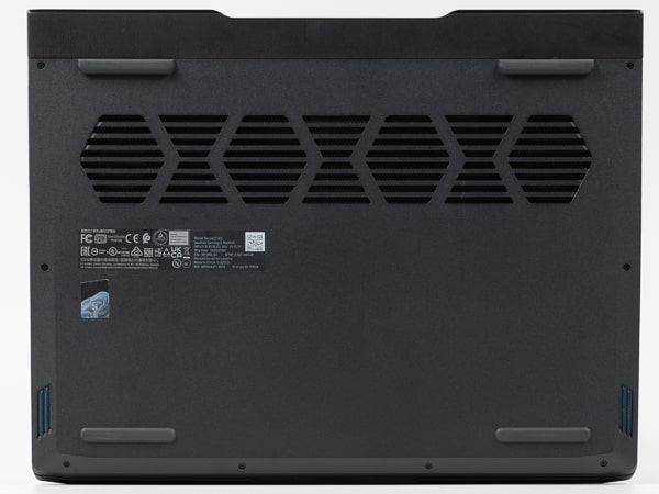 IdeaPad Gaming 370(16型 AMD)　底面