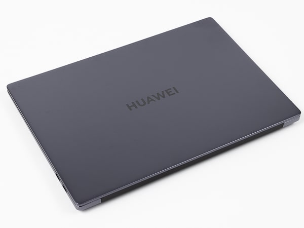 HUAWEI MateBook D 16　カラー