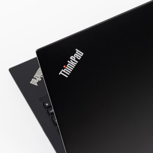 ThinkPad E14 Gen4　天板