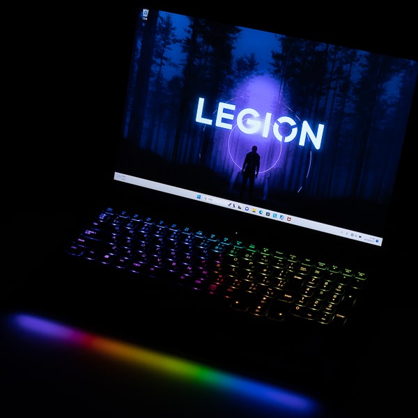 Legion Pro 7i Gen 8　LED
